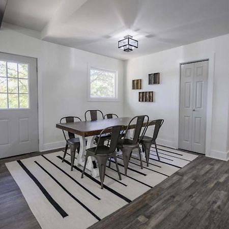 Gorgeous Renovated Home With Large & Private Lot Winchester Экстерьер фото