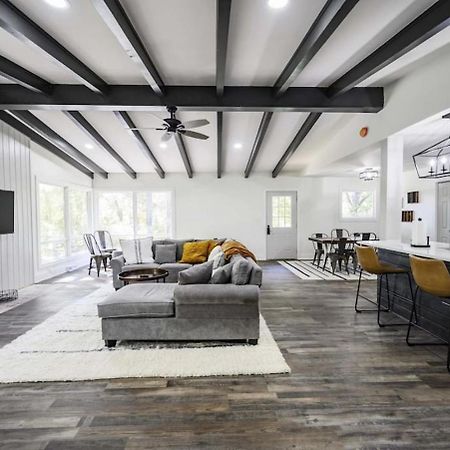 Gorgeous Renovated Home With Large & Private Lot Winchester Экстерьер фото