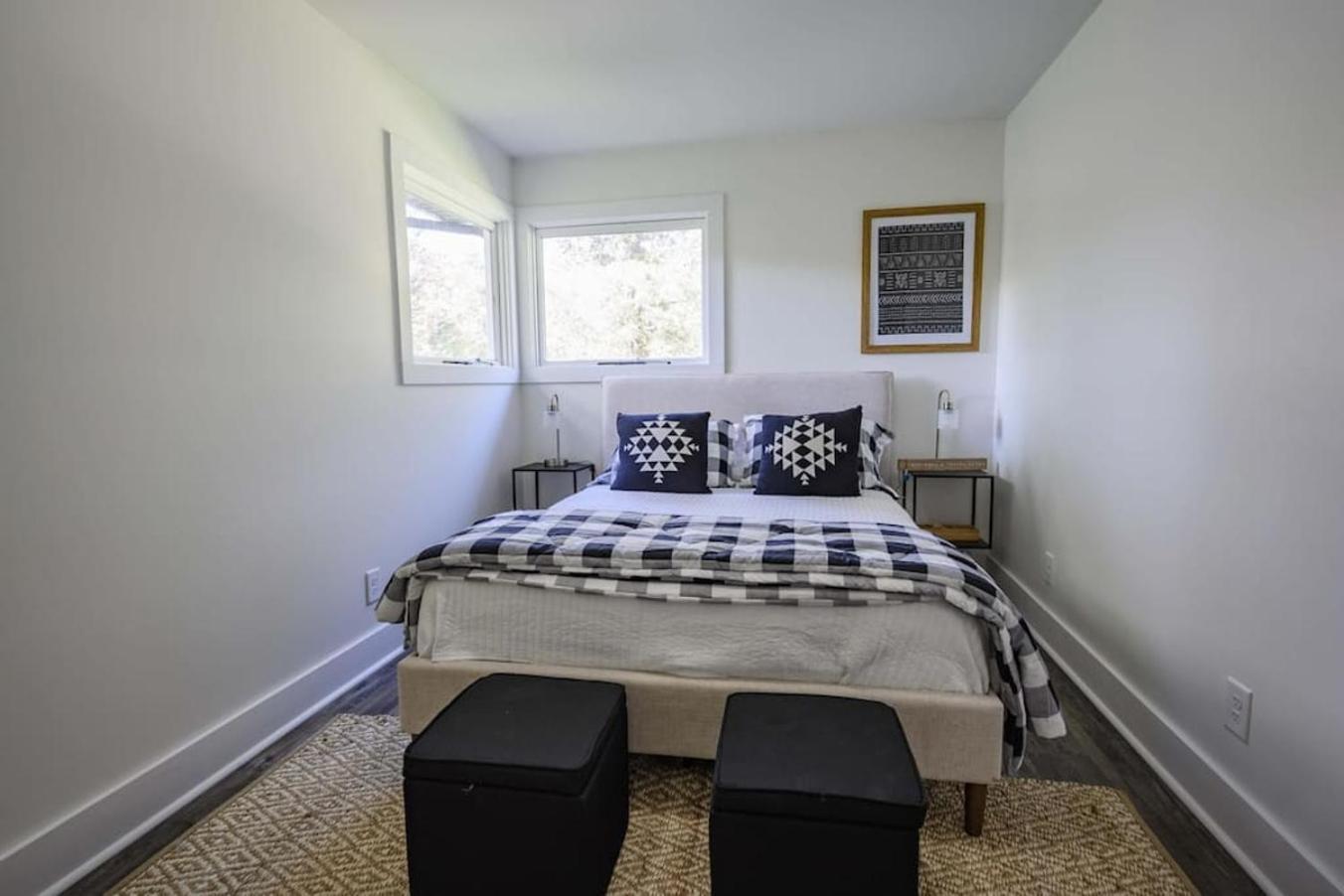 Gorgeous Renovated Home With Large & Private Lot Winchester Экстерьер фото