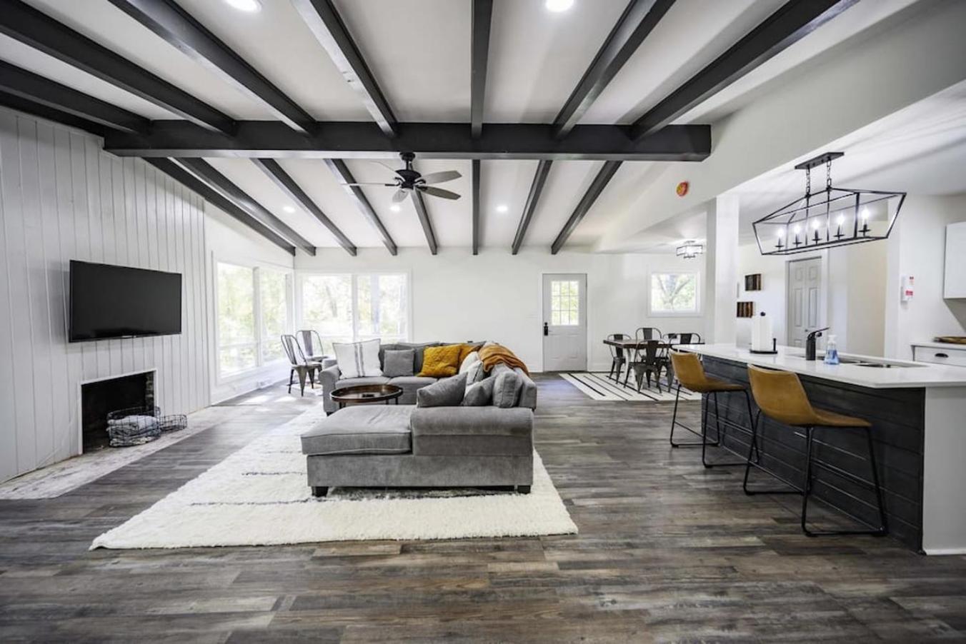 Gorgeous Renovated Home With Large & Private Lot Winchester Экстерьер фото