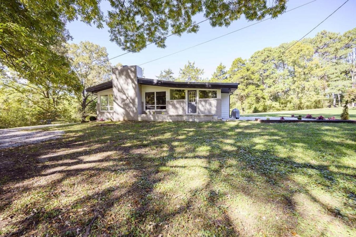 Gorgeous Renovated Home With Large & Private Lot Winchester Экстерьер фото